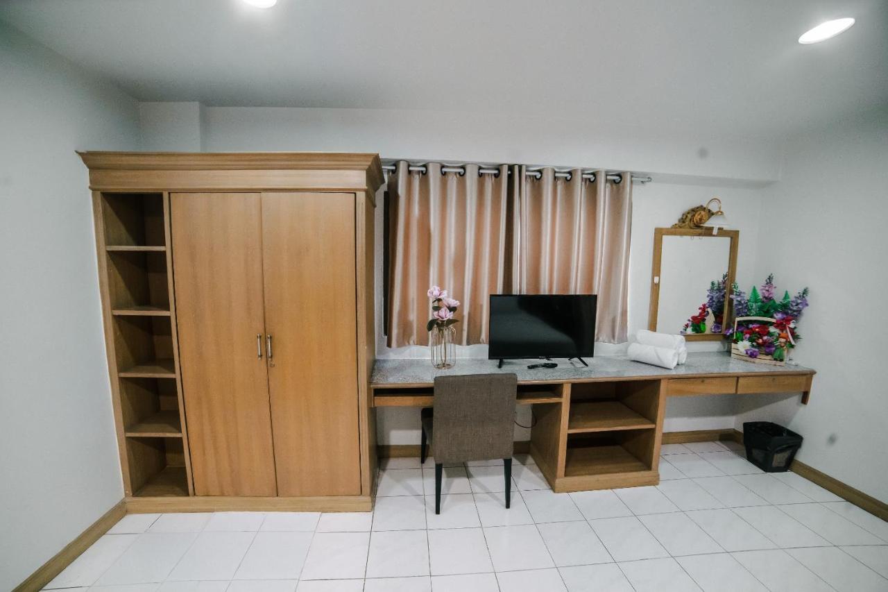 Platinum Villa Bangkok Extérieur photo