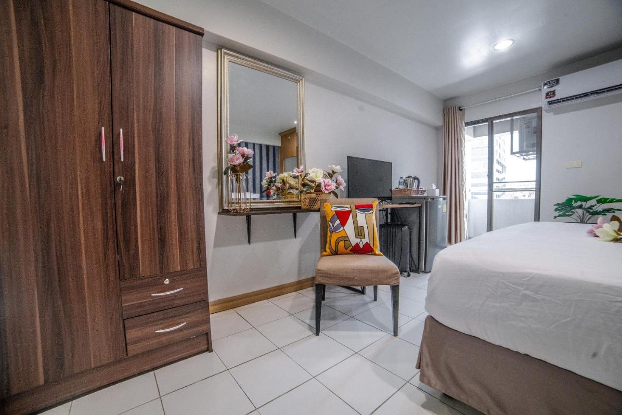 Platinum Villa Bangkok Extérieur photo