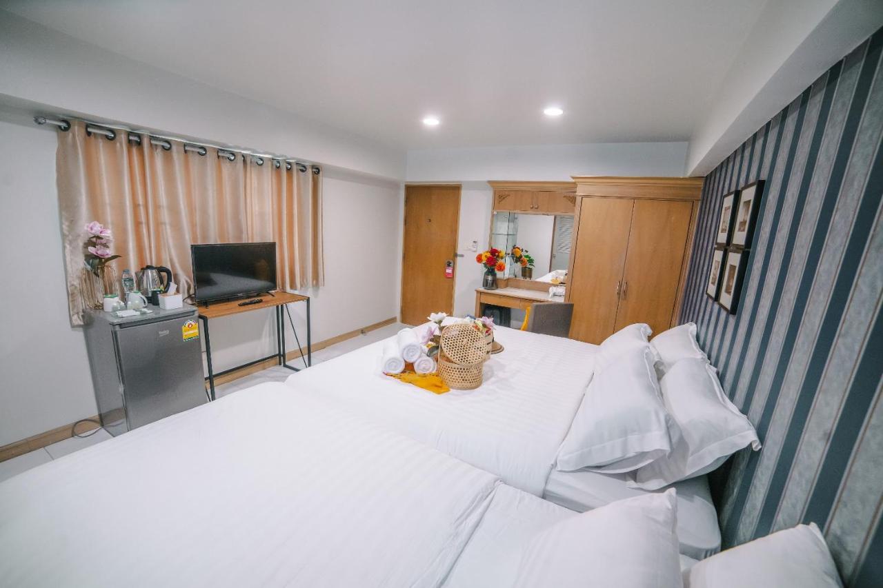 Platinum Villa Bangkok Extérieur photo